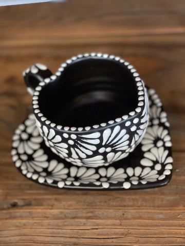 Puebla Talavera Mug & Plate set / white on black