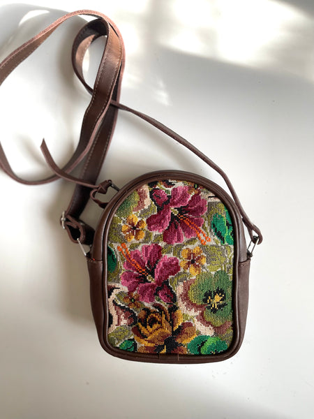 mini belt crossbody case bag 301