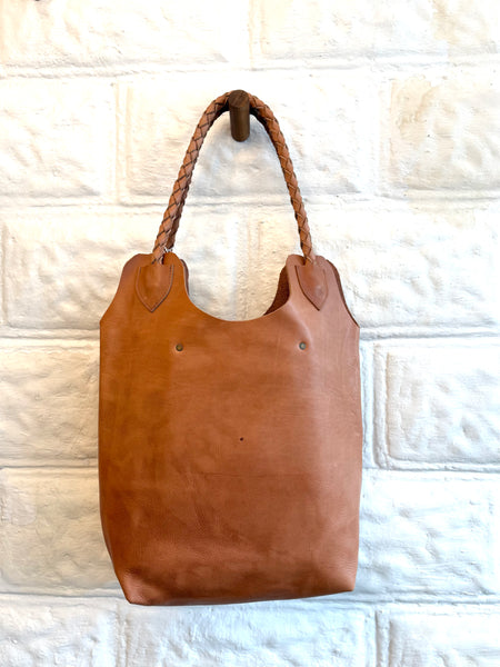 Hobo all leather tote- tan