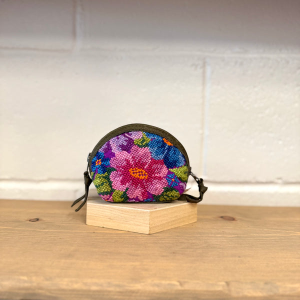 SMALL Sophia Dome Case #04