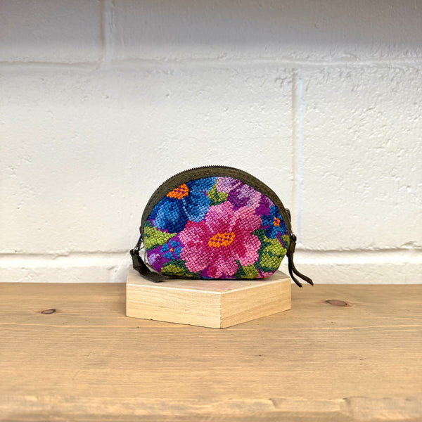 SMALL Sophia Dome Case #04