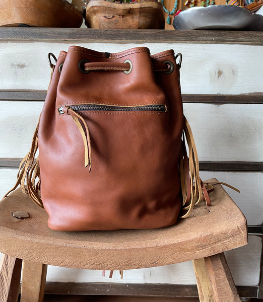 “La V” fringe Bucket Bag 803